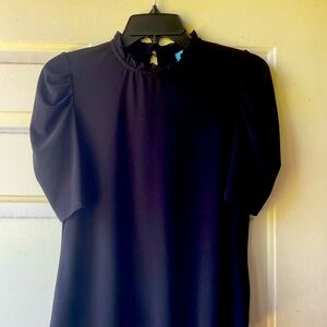 Cece Short Puff-Sleeve Ruffled Neck Top